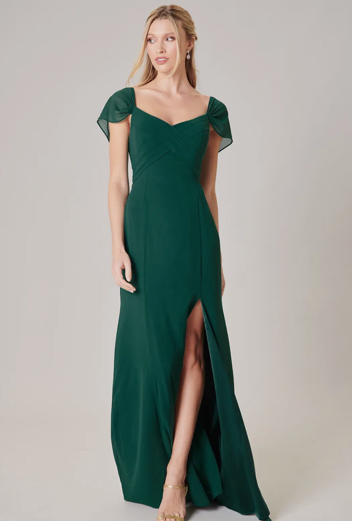 Cherish Semi Sweetheart
Convertible Dress
