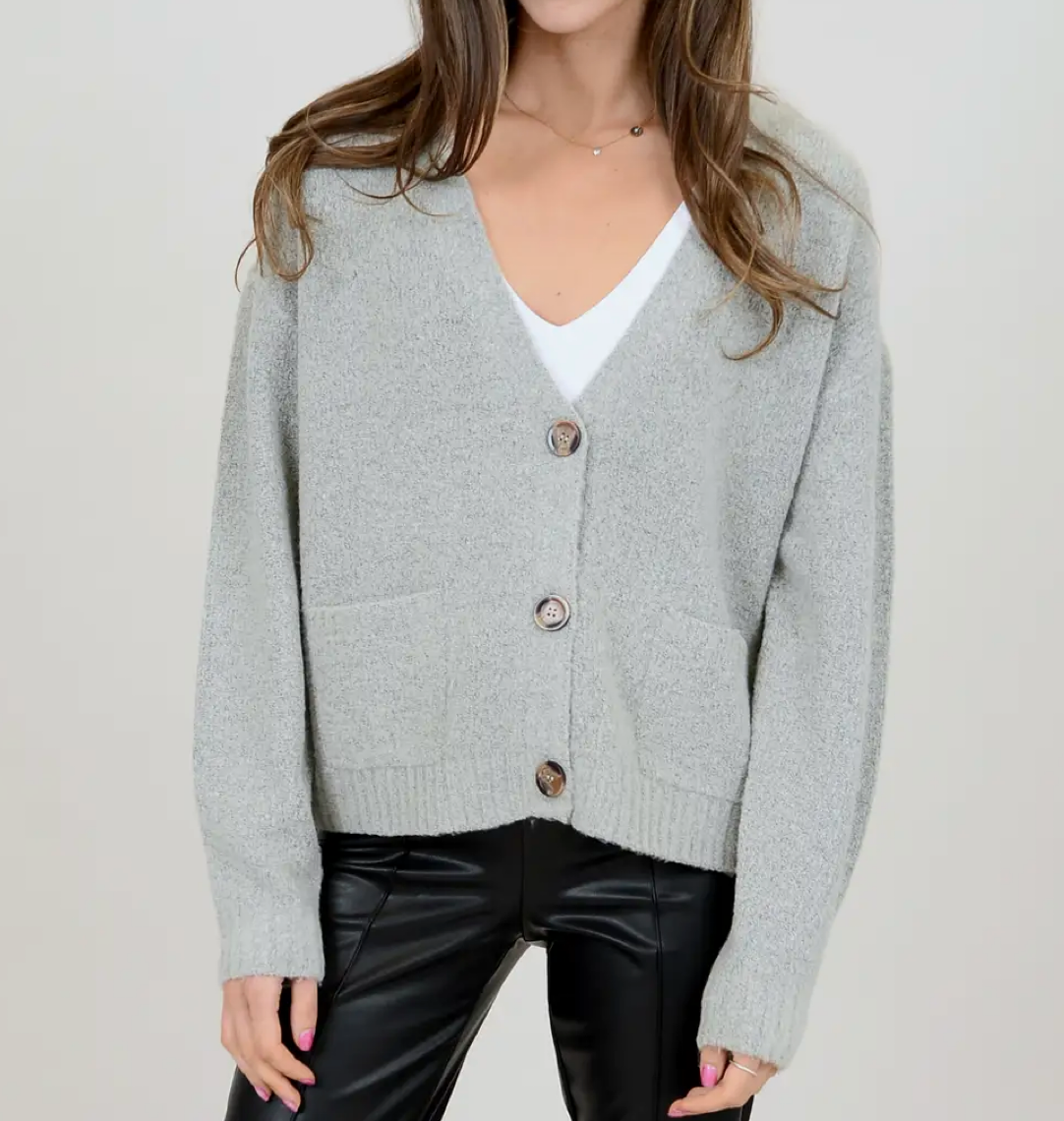 Grey cardigan with pockets