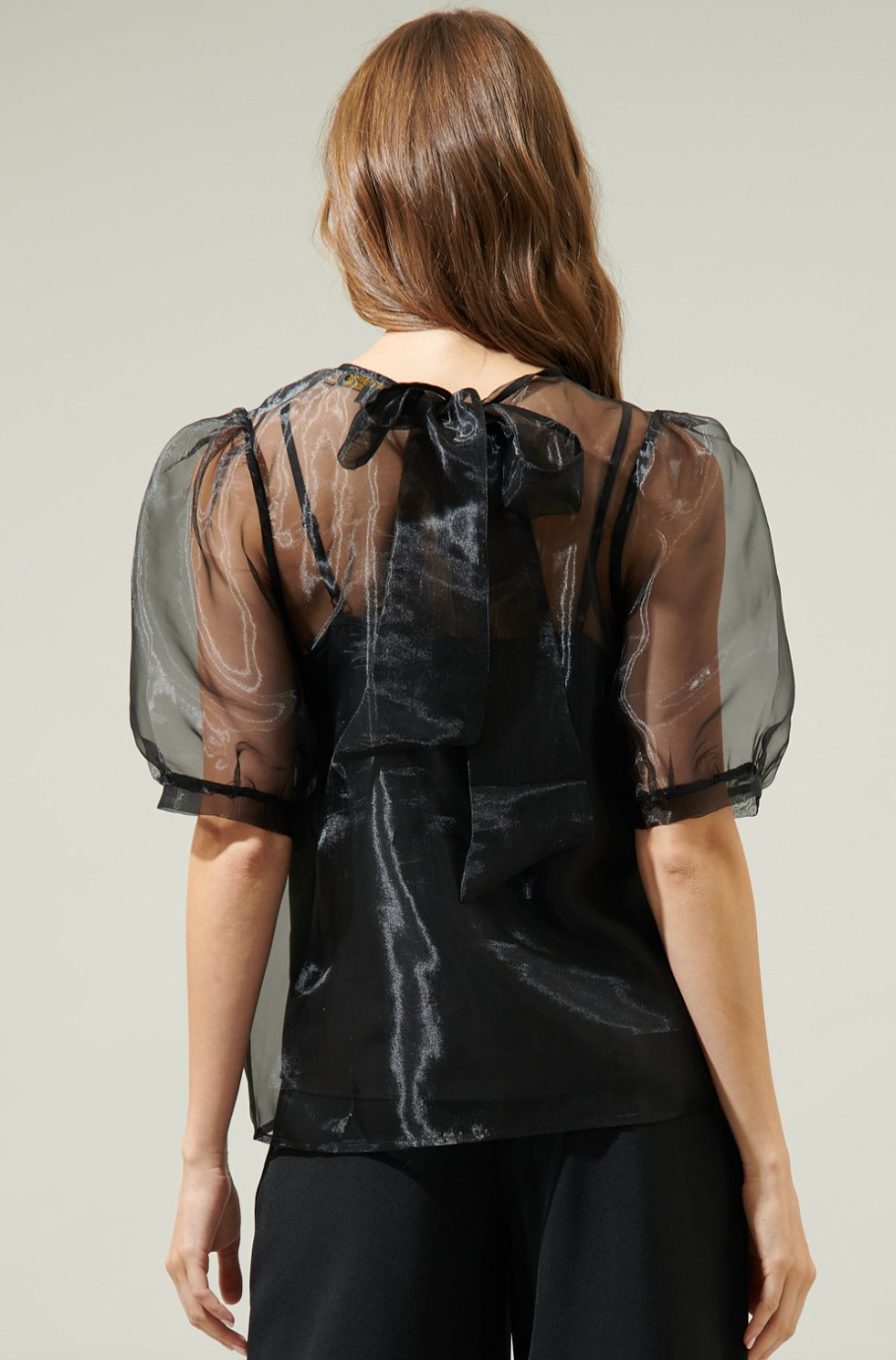 Black puff sleeve top