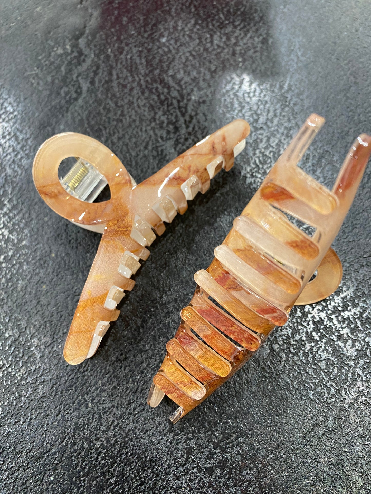 Medium Marble Claw Clip