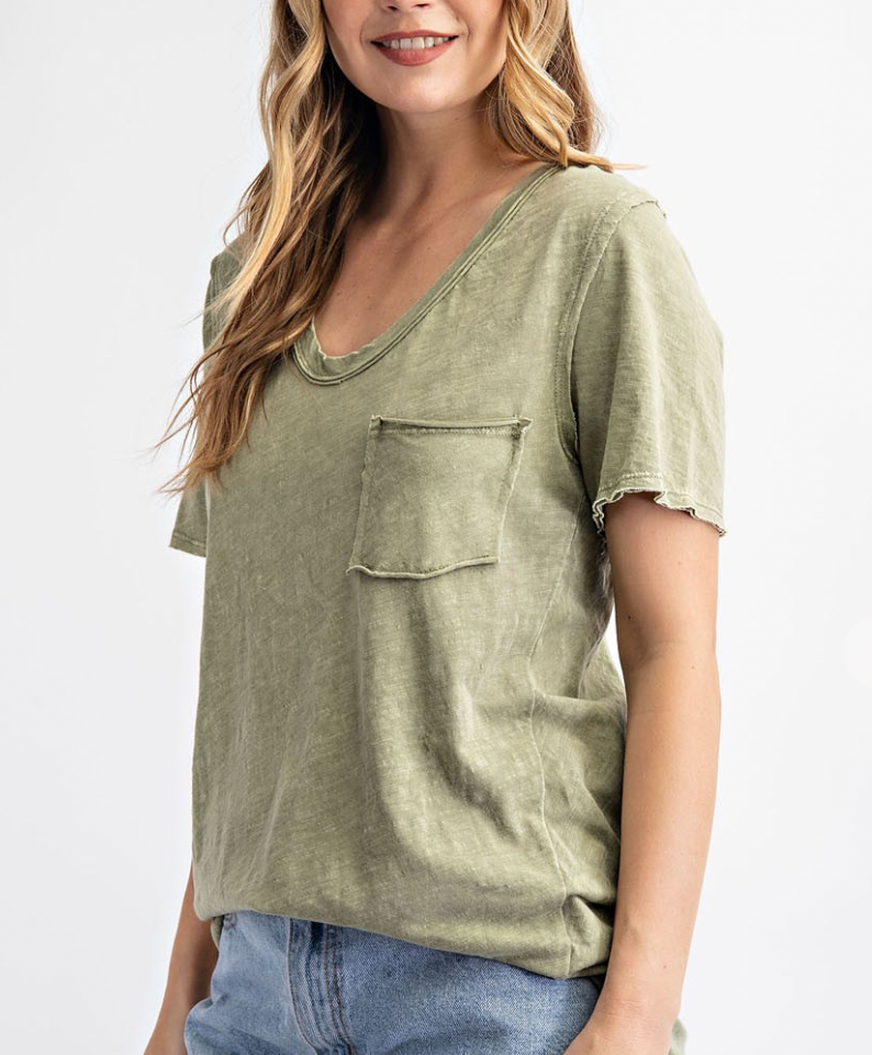 Mineral washed plus size top 