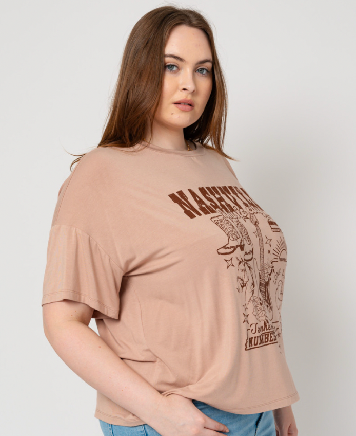 Nashville Tee (1X-3X)