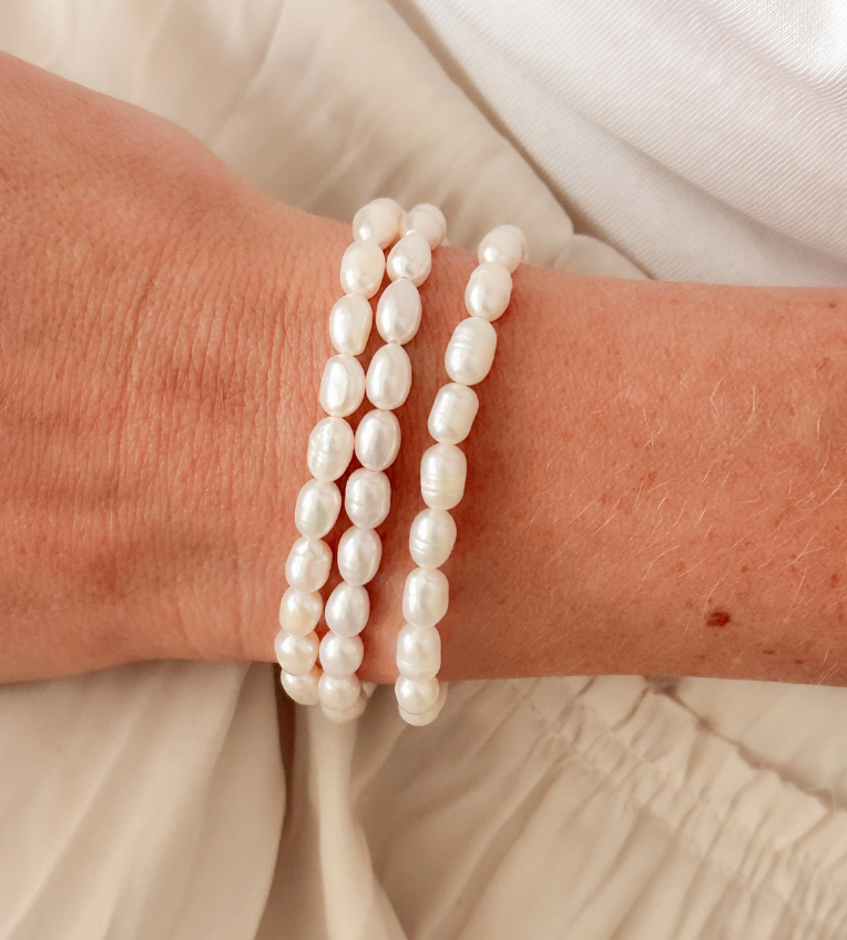 Pearl bracelet